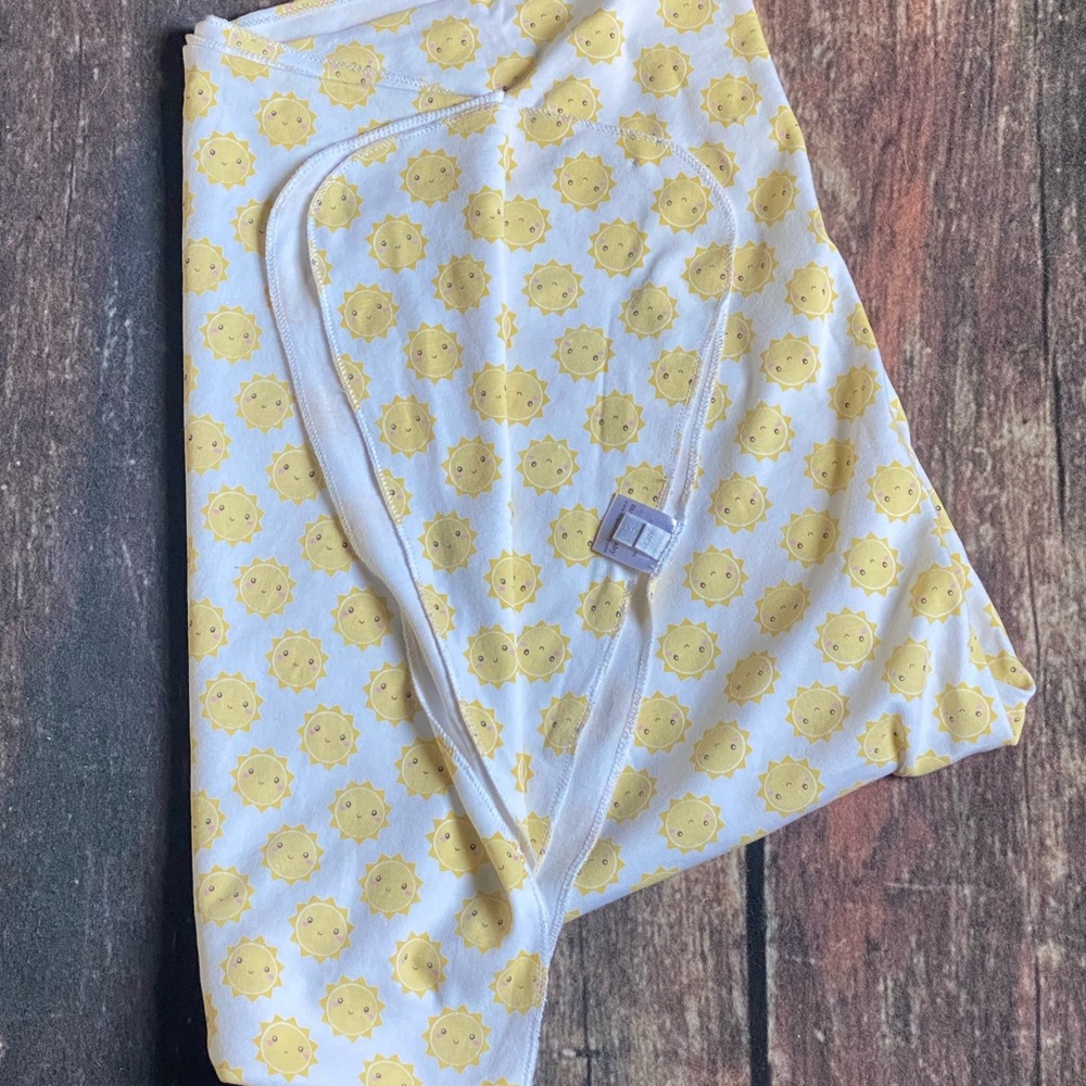 Magnolia Baby Sunshine Print 100% Pima Cotton Baby Blanket